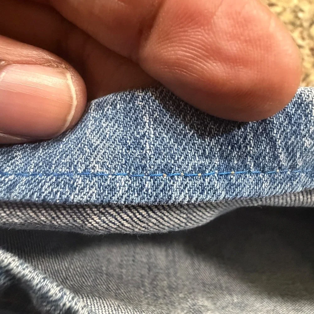 Levis 505 Regular Fit Jeans Mens 34x30 Medium Wash Blue Straight Leg Denim